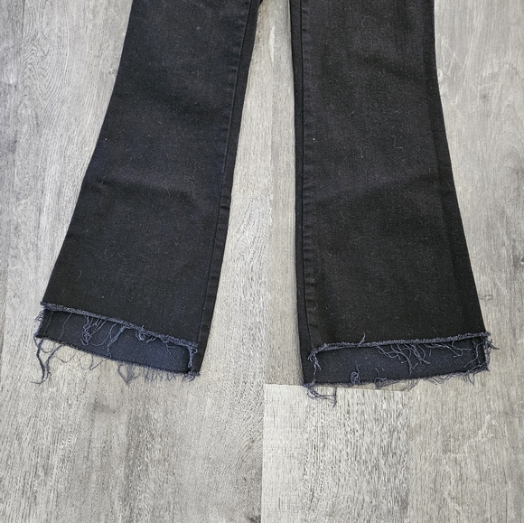 SPANX Flare Jeans Distressed bottoms Black Size Medium - Picture 4 of 9